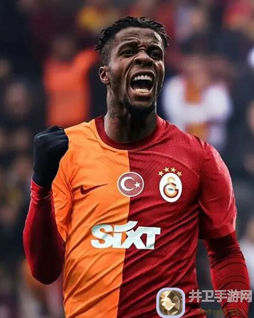 FC足球世界本周秘籍：揭秘神秘签约球员扎哈，助你战力飙升！